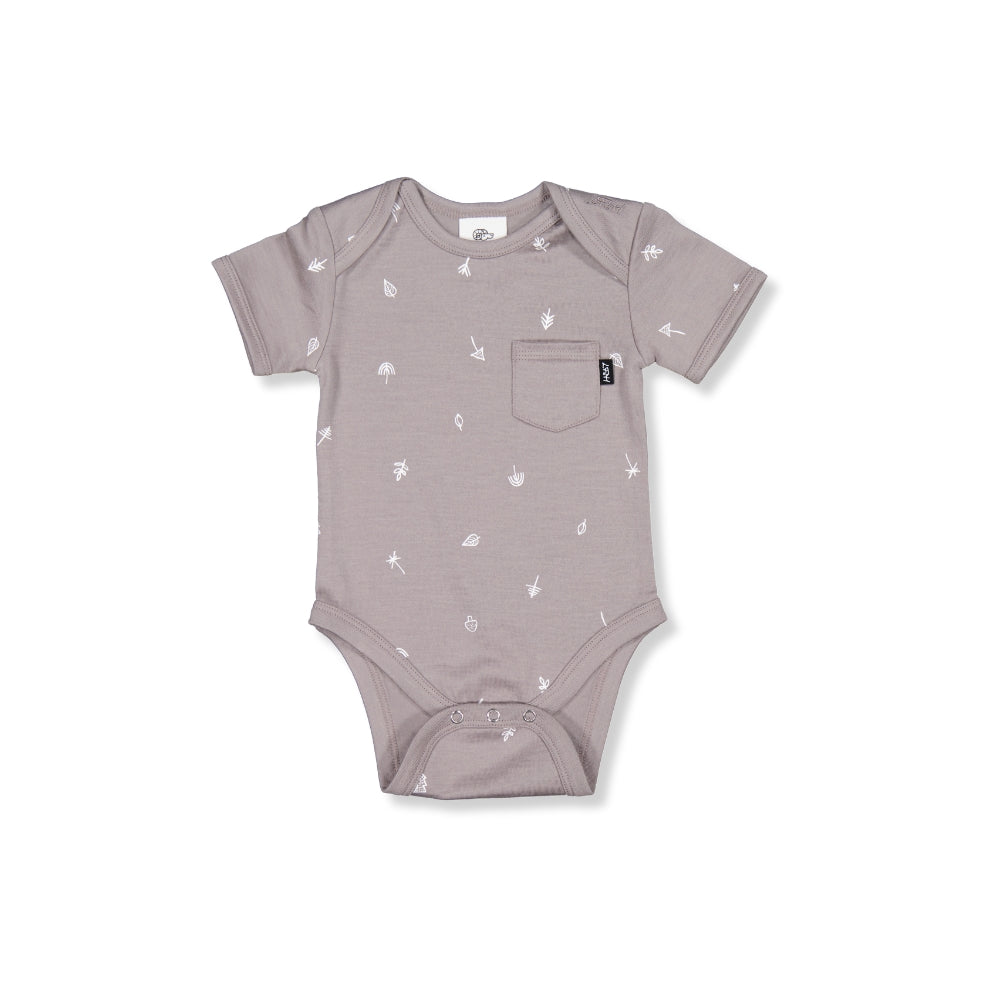 Little Flock of Horrors Merino Baby Short-sleeved Printed Bodysuit I Oatmeal with Fruit&Vege Print