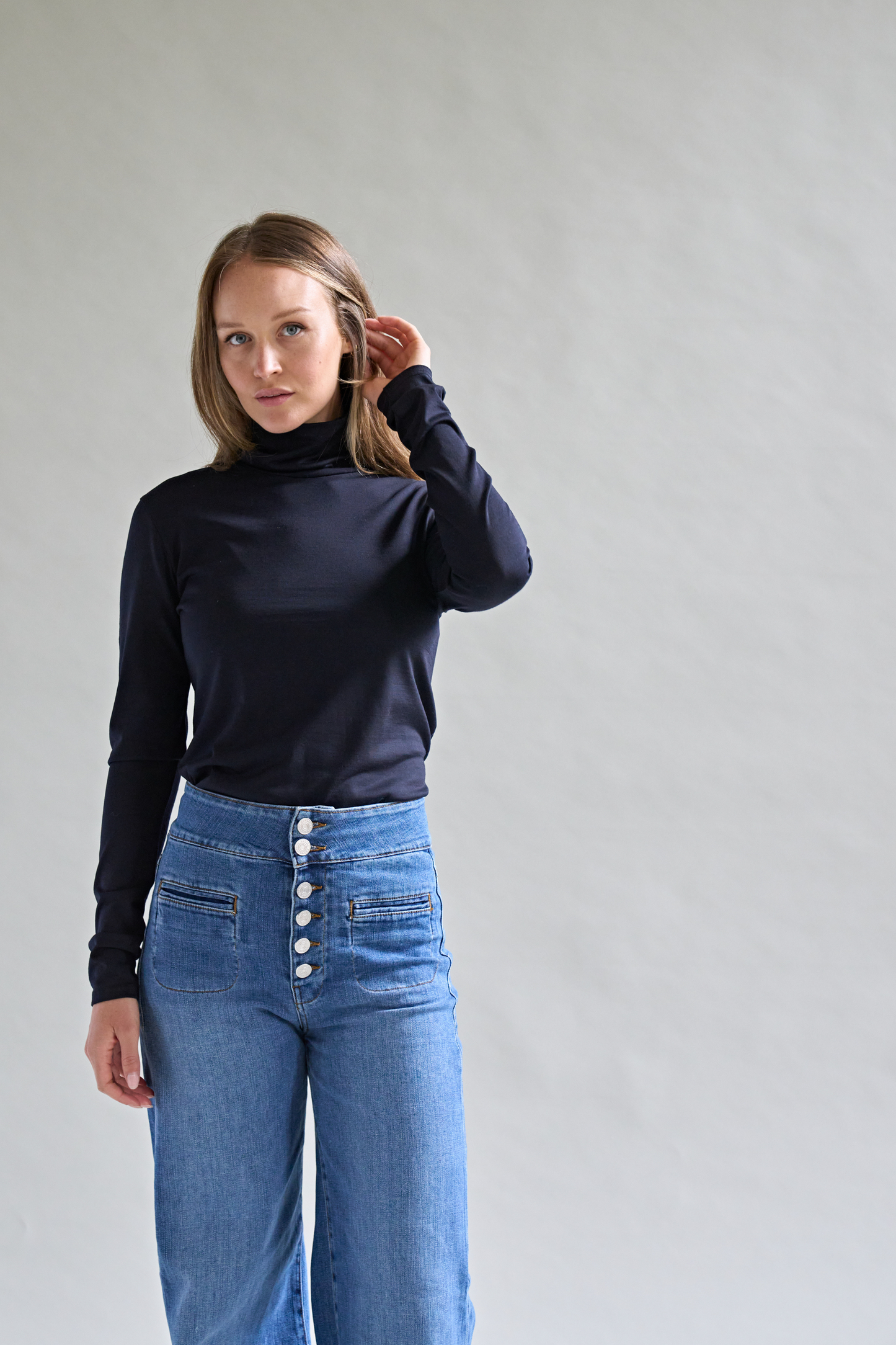 Smalls Merino Womens Roll-Neck Long-Sleeve Top I Black